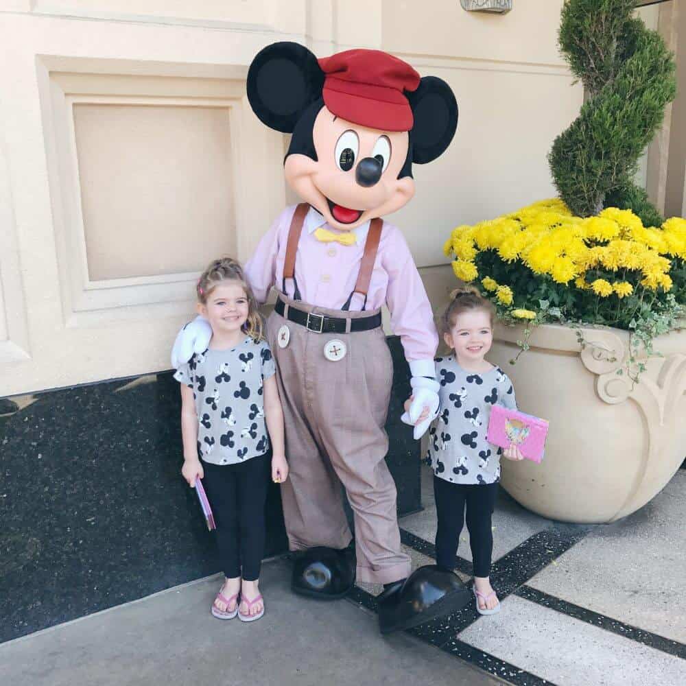 6 reasons to visit Disneyland - Oh So Busy Mum