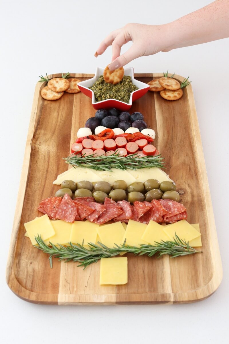 How To Create A Festive Christmas Tree Charcuterie Board Under 30 Oh 