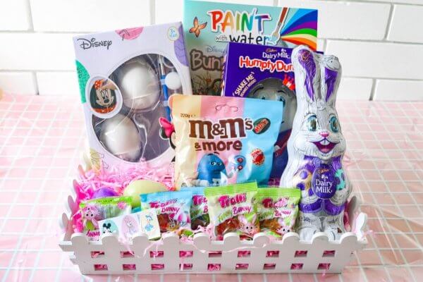 How to create an Easter basket for children 