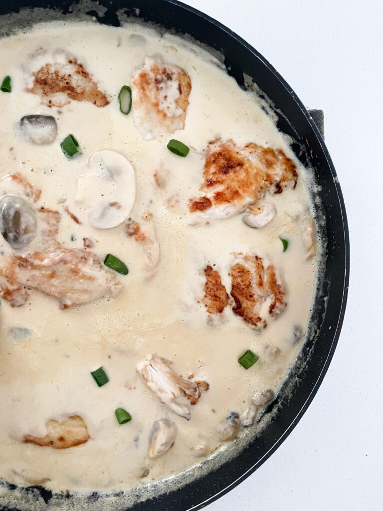 Creamy Garlic and Mushroom Chicken - Oh So Busy Mum