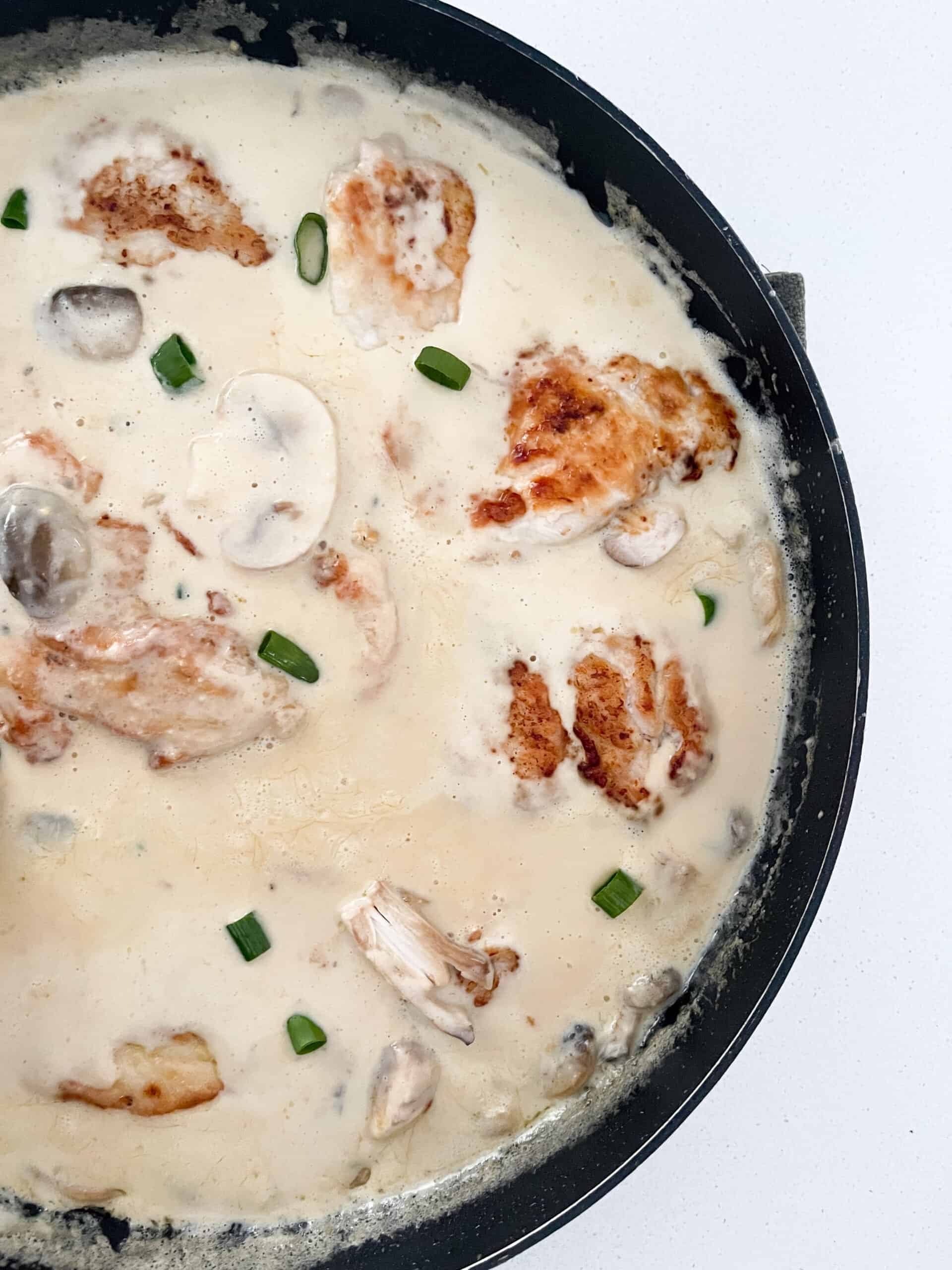 Creamy Garlic and Mushroom Chicken - Oh So Busy Mum