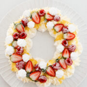 Pavlova pull apart wreath top