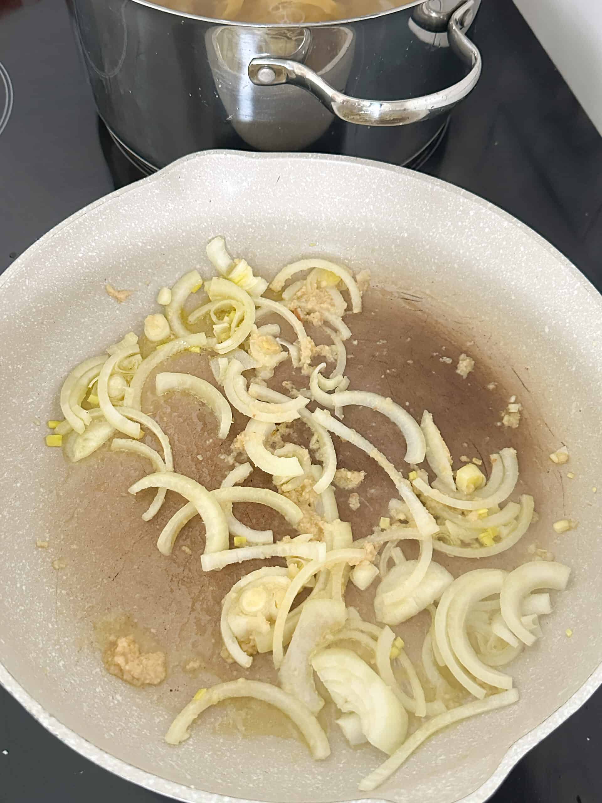 Easy Beef Stroganoff step 1