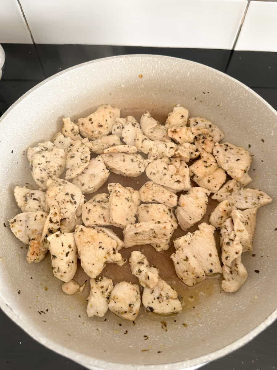 Easy Chicken Alfredo Pasta step 4