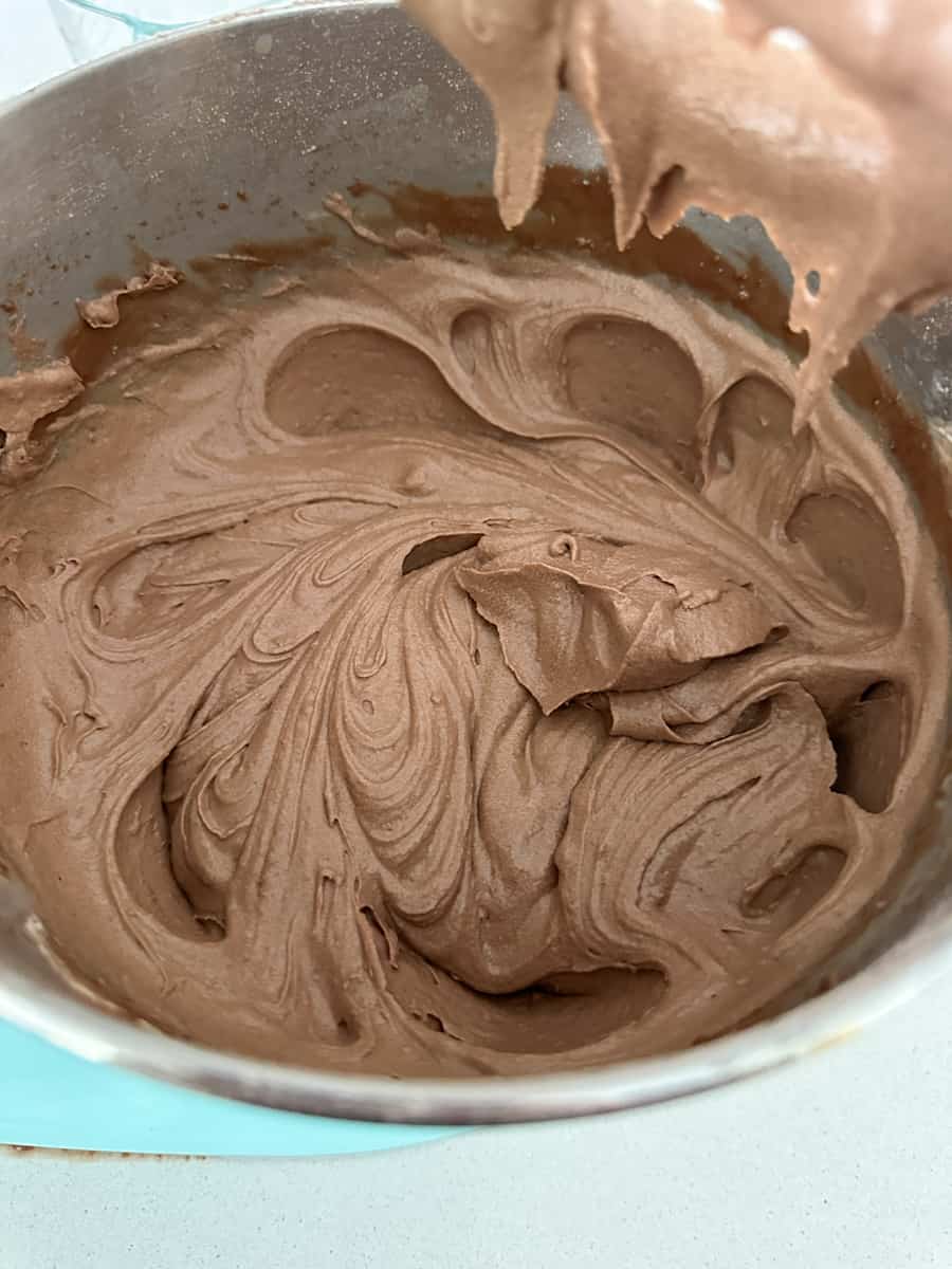 Easy Chocolate Tray Cake step5