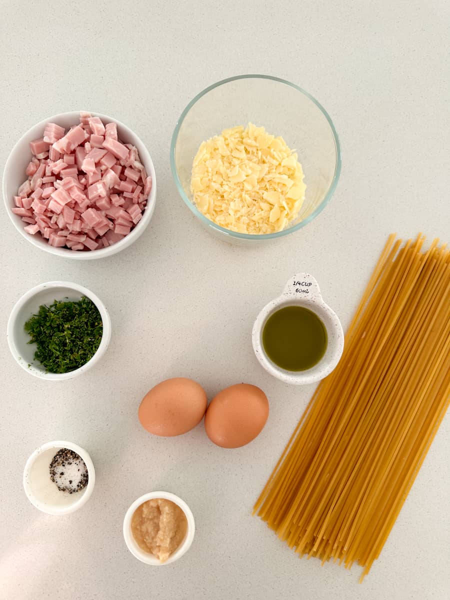 Spaghetti Carbonara ingredients