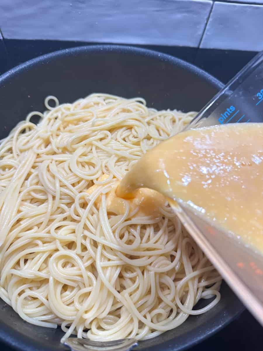 Spaghetti Carbonara step 6