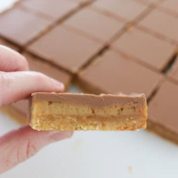 Easy Caramel Slice 1