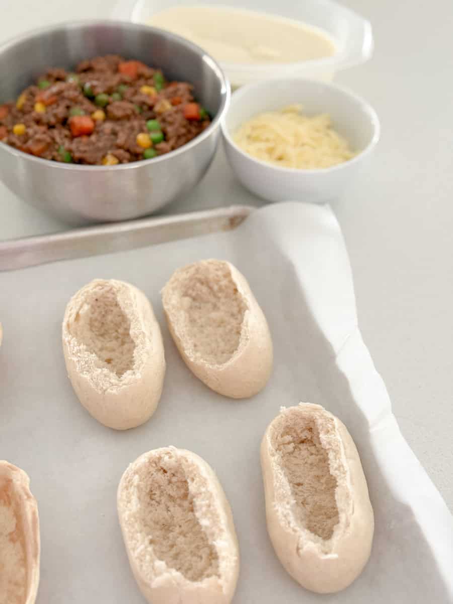 Cottage Pies in Bread Rolls