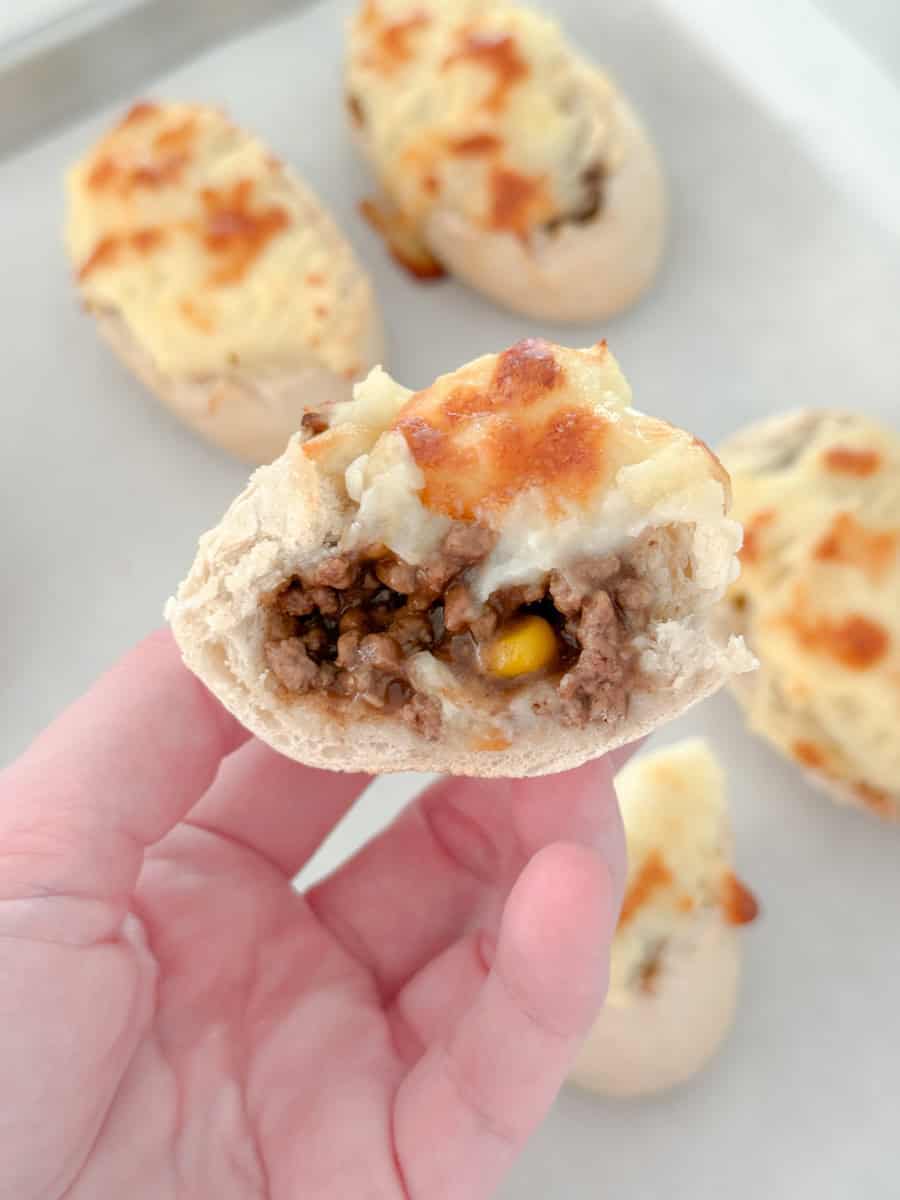 Cottage Pies in Bread Rolls