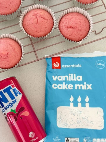 2 ingredient cake hack (pink sundae)