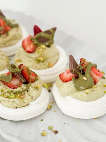 Pavlova Nests
